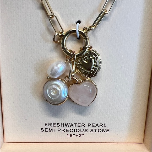 Camila Coelho | Freshwater Pearl Necklace & Bracelet Set - Picture 12 of 13